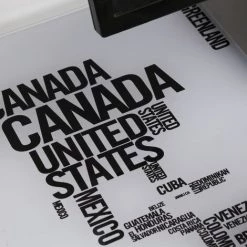 HOMCOM Bureau Informatique Design Contemporain Plateau Verre Trempé Décor Mappemonde Lettres Châssis Métal Blanc -France Bureau Soldes 2022 37330554 5